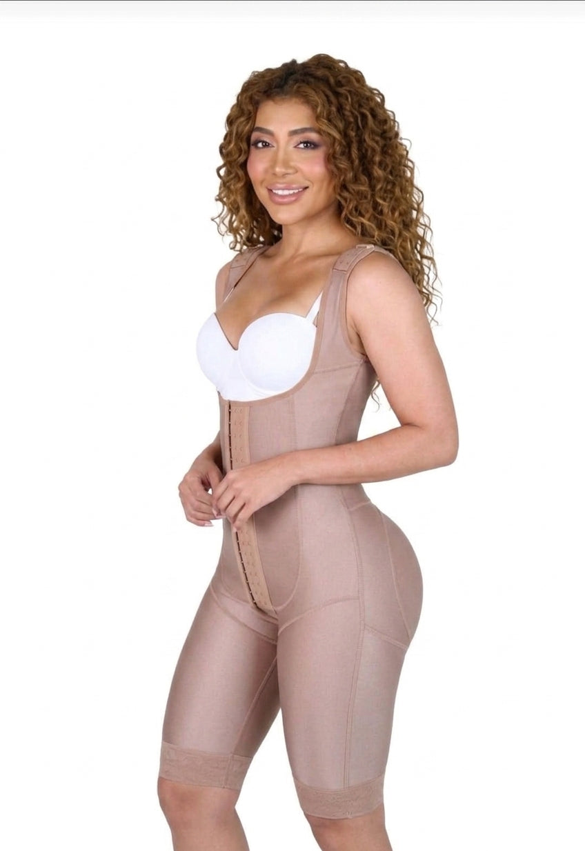 Faja Knee Length With Wide Straps